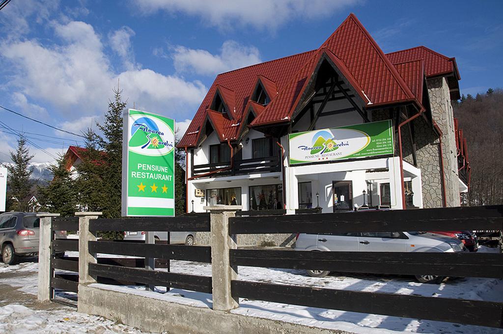 Hotel Floarea Soarelui Cheia  Exteriér fotografie