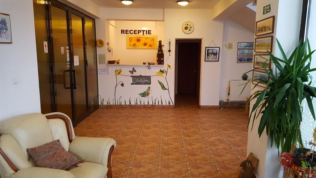 Hotel Floarea Soarelui Cheia  Exteriér fotografie