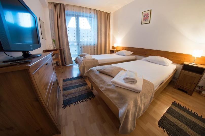 Hotel Floarea Soarelui Cheia  Exteriér fotografie